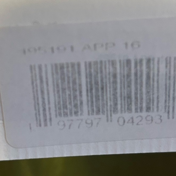 Mac Duggal 495191 NWT Green Sweetheart Neckline Puff Sleeve Gown - Picture 6 of 6